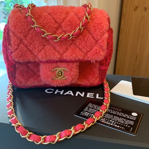 CHANEL π RARE 2 Tone Pink & Peach Faux Fur Shearling Quilted Tweed Matte Gold - Picture 7 of 15